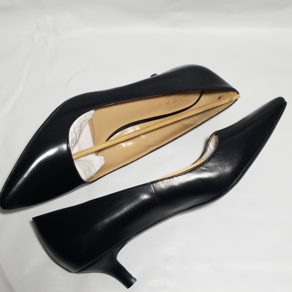 🌻Last Pair 9.5🌻Naturalizer Leather Pumps - Picture 5 of 8